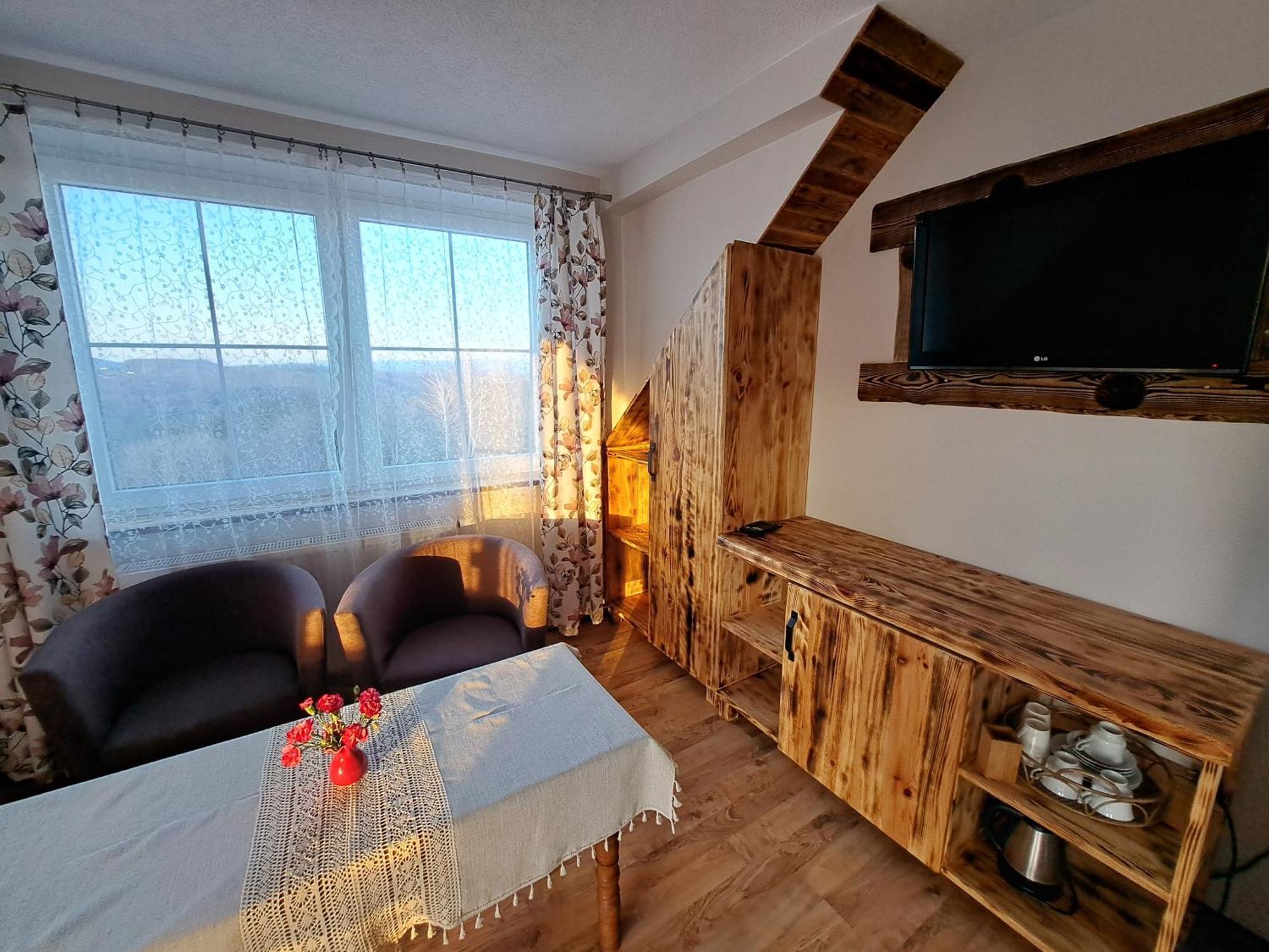 Willa Diana- Z Panorama Jeziora I Gor W Polanczyku Luaran gambar